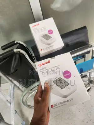 Photo - Blood Pressuer脆弱medical Blood Pressure Monitor殲我bp Monitor