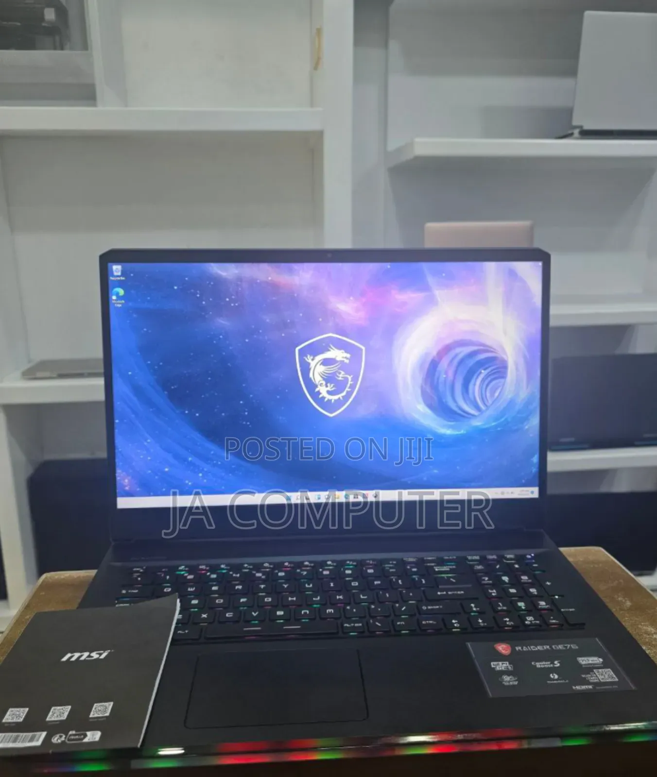 New Laptop MSI Raider GE76 12UGS 16GB Intel Core I9 SSD 1T