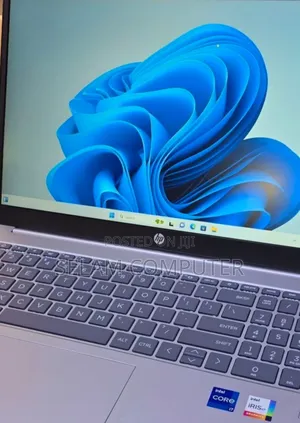 New Laptop HP Stream Notebook 16GB Intel Core I7 SSD 1T