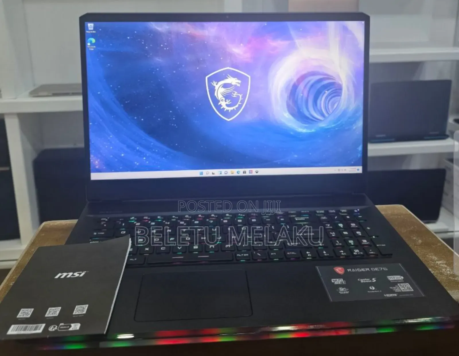 New Laptop MSI Raider GE76 12UGS 16GB Intel Core I9 SSD 1T