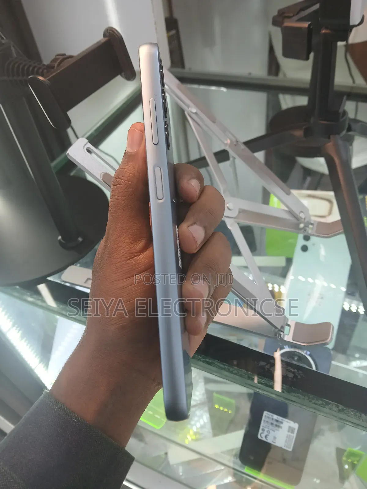 New Samsung Galaxy M14 64 GB White