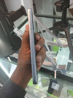 New Samsung Galaxy M14 64 GB White