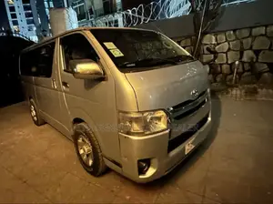 Toyota HiAce 2007 Silver