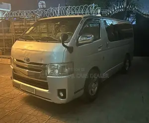 Toyota HiAce 2007 Silver