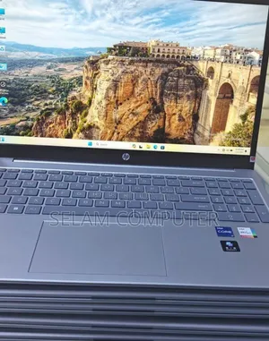 New Laptop HP Stream Notebook 16GB Intel Core I5 SSD 1T