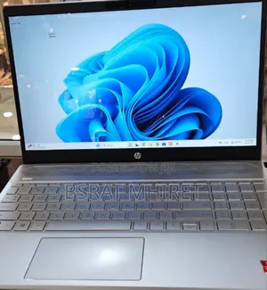 New Laptop HP Pavilion 15 8GB AMD Ryzen 3 SSD 256GB