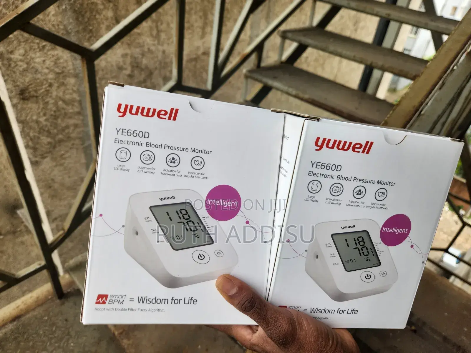 Newly Packed Digital Blood Pressuer Monitor肺炎bp Monitor New