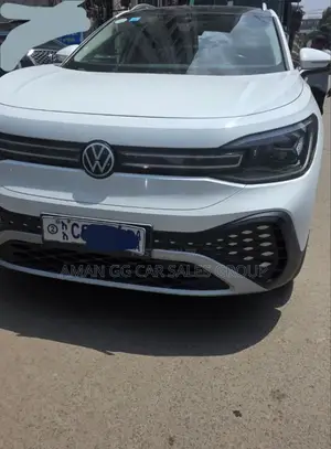 Photo - Volkswagen ID.6 2022 White