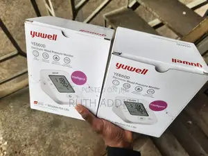 Photo - Digital Blood Pressuer Monitor腕帶new Medical Bp Monitor