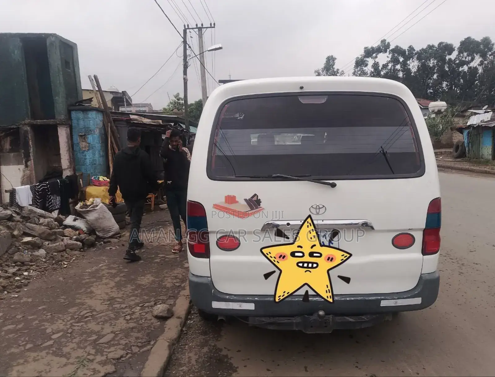 Toyota HiAce 2001 White