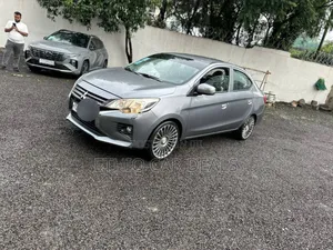 Mitsubishi Attrage 2020 Gray