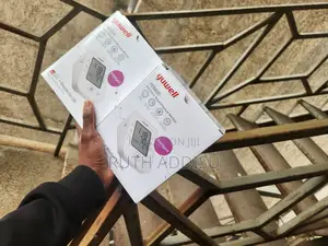 Photo - Yuwell Digital Blood Pressuer Monitor盎我packed Bp Monitor