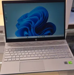 New Laptop HP Pavilion 14 8GB Intel Core i5 SSD 512GB