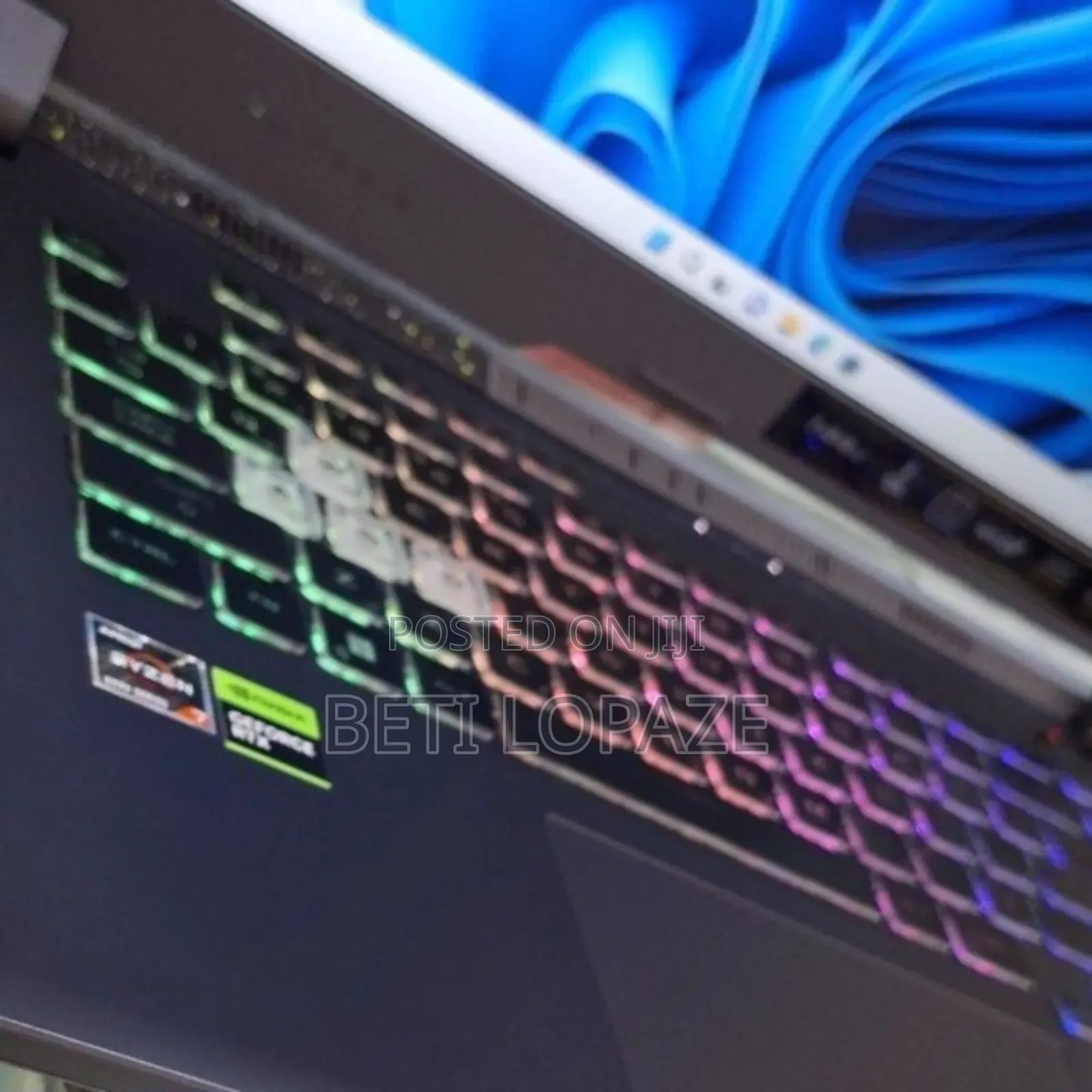 New Laptop Asus ROG Strix G15 16GB AMD Ryzen 7 SSD 1T