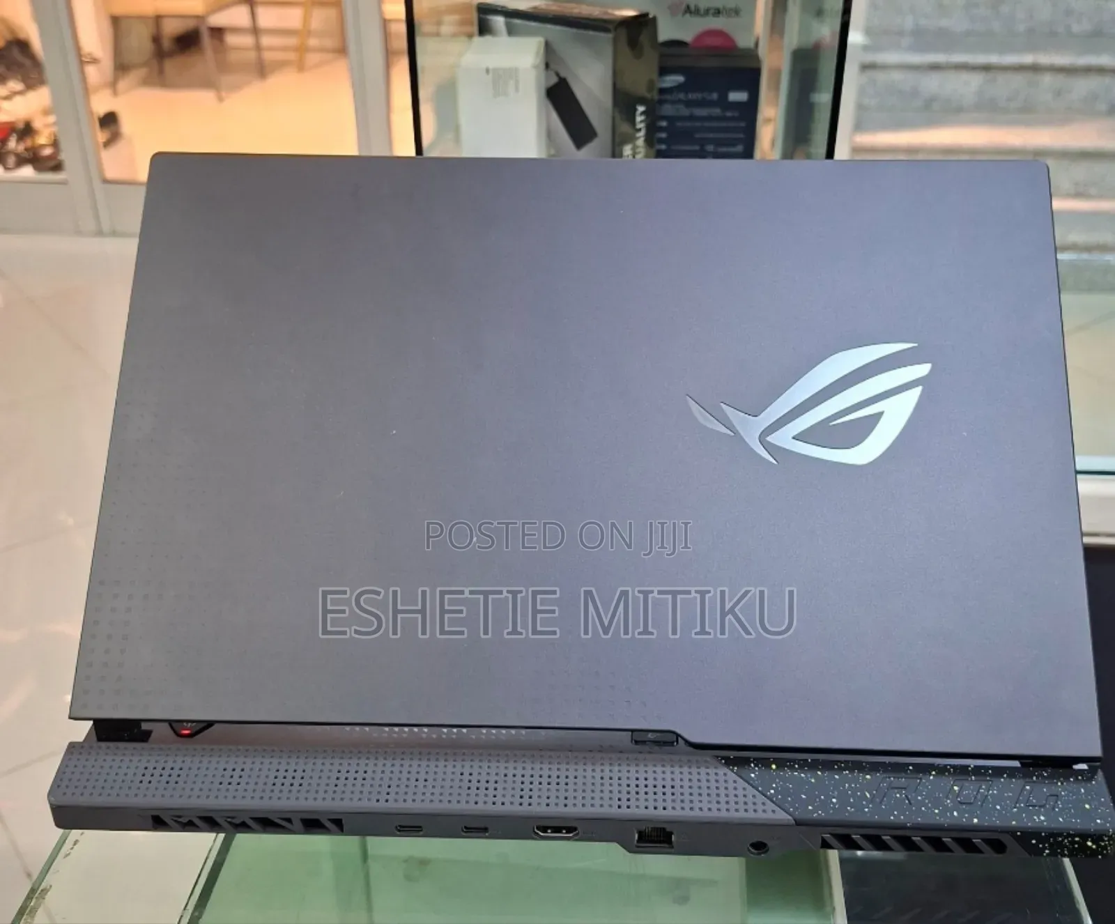 New Laptop Asus ROG Strix G17 16GB AMD Ryzen 7 SSD 1T