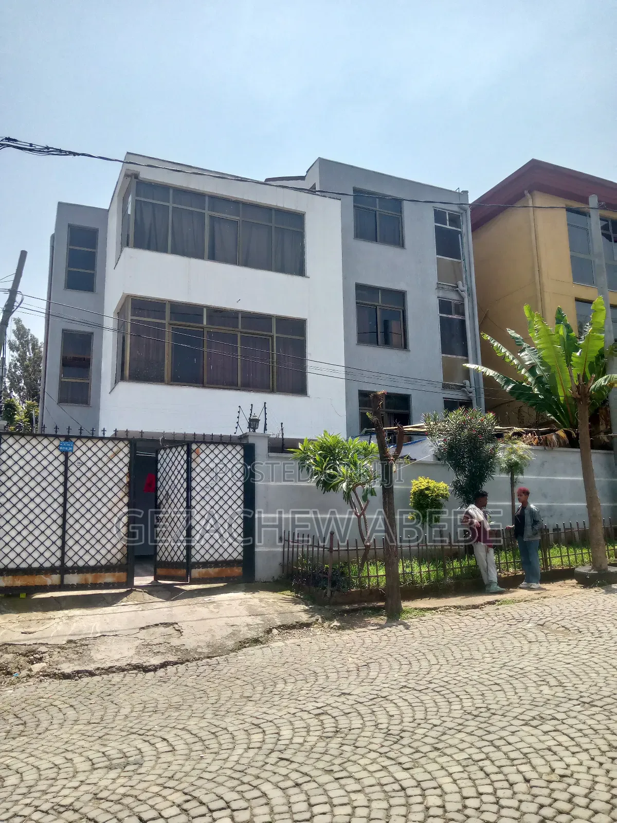 ለሽያጭ የቀርበ G+2