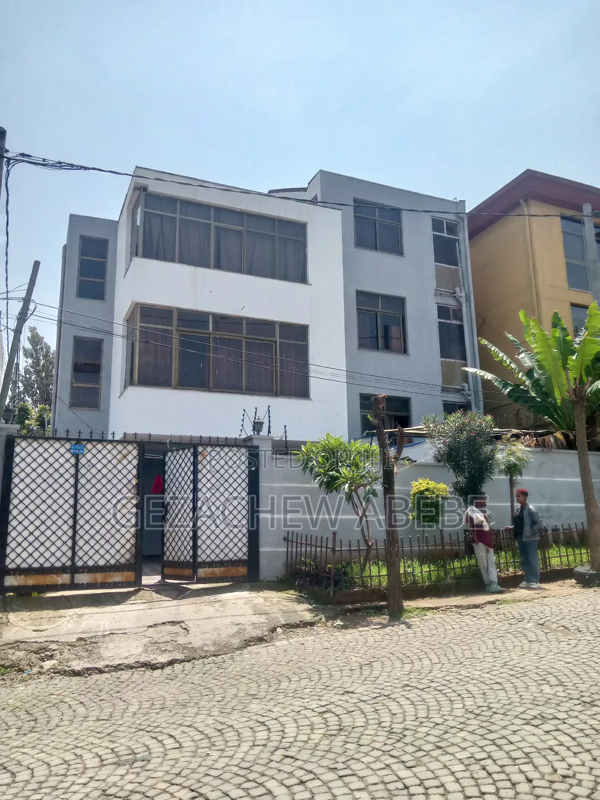 ለሽያጭ የቀርበ G+2