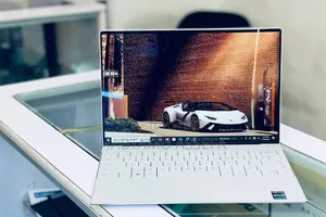 Photo - New Laptop Dell XPS 13 9320 16GB Intel Core I7 SSD 512GB