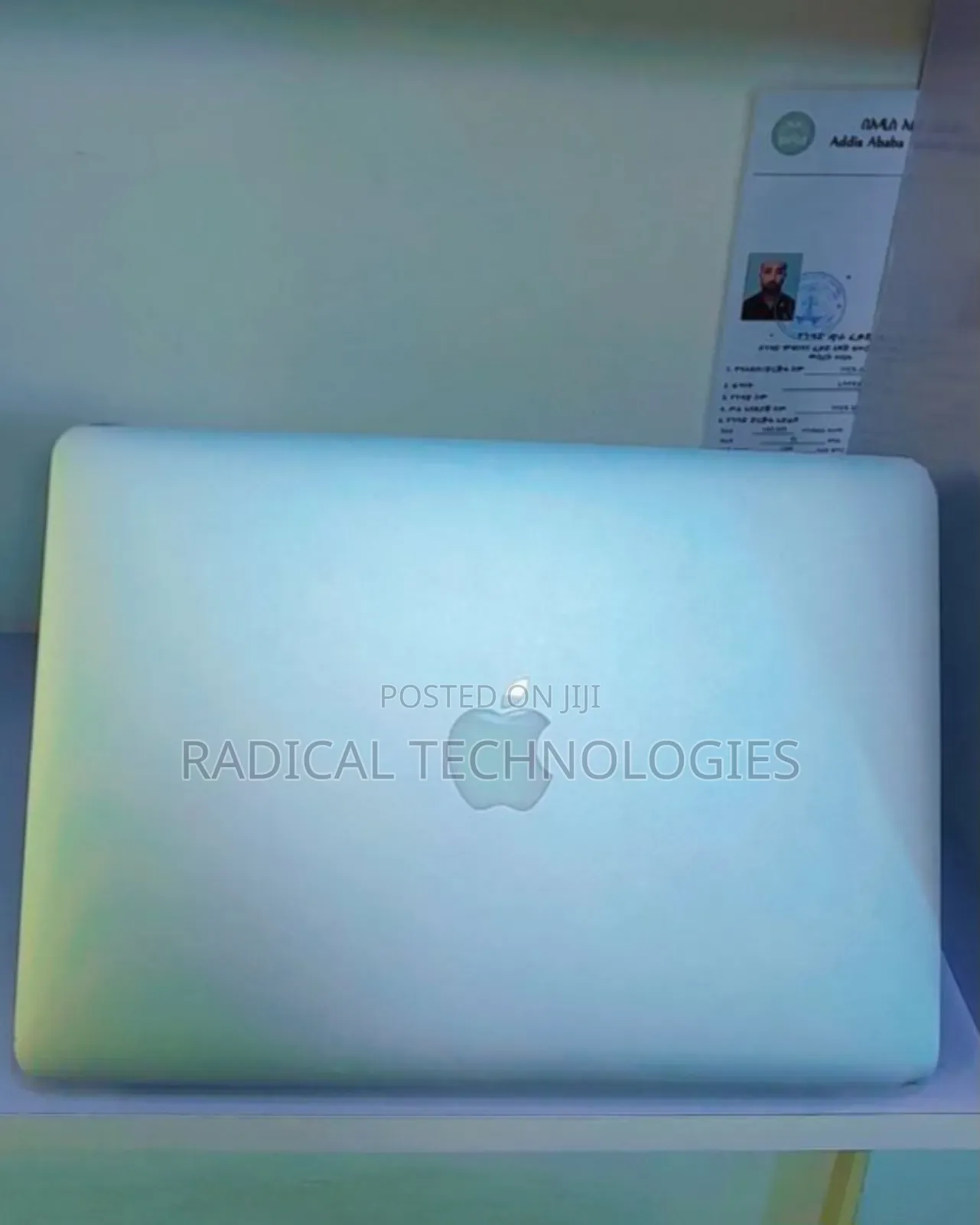 New Laptop Apple MacBook Pro 2017 8GB Intel Core I5 SSD 128GB