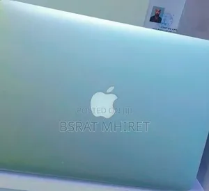 New Laptop Apple MacBook Pro 2017 8GB Intel Core I5 SSD 128GB