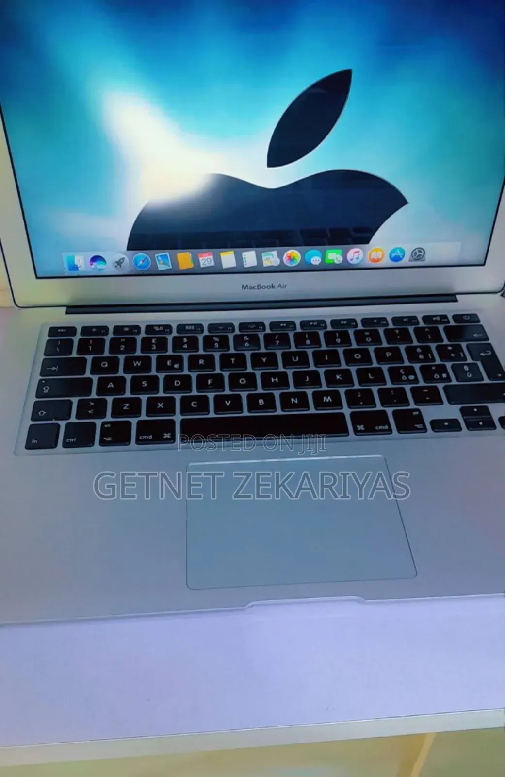 New Laptop Apple MacBook Air 2017 8GB Intel Core I5 SSD 128GB
