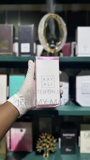 Photo - Kayali Eden Juicy Apple | 01 Ladies Perfume