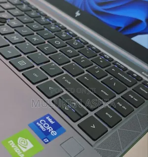 Photo - New Laptop HP ZBook Firefly G8 32GB Intel Core I7 SSD 1T