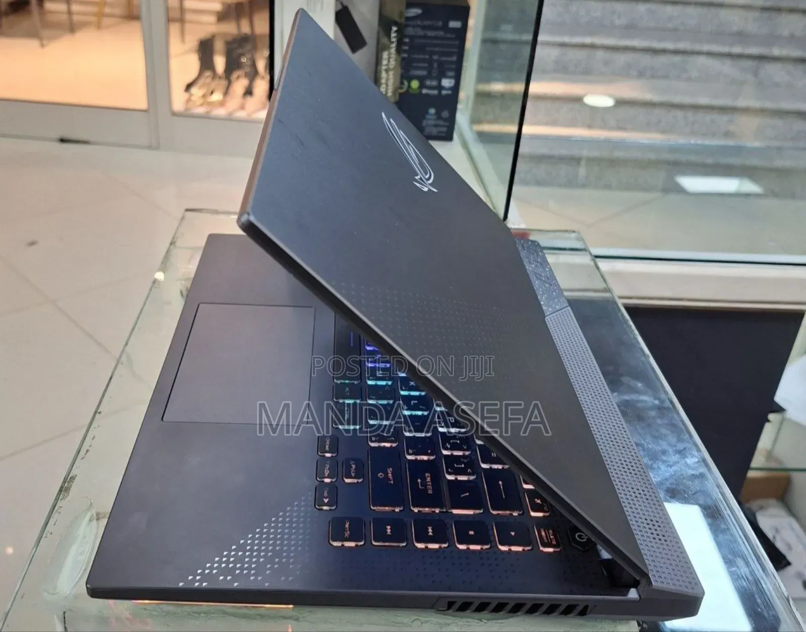 New Laptop Asus ROG Strix G15 16GB AMD Ryzen 7 SSD 1T