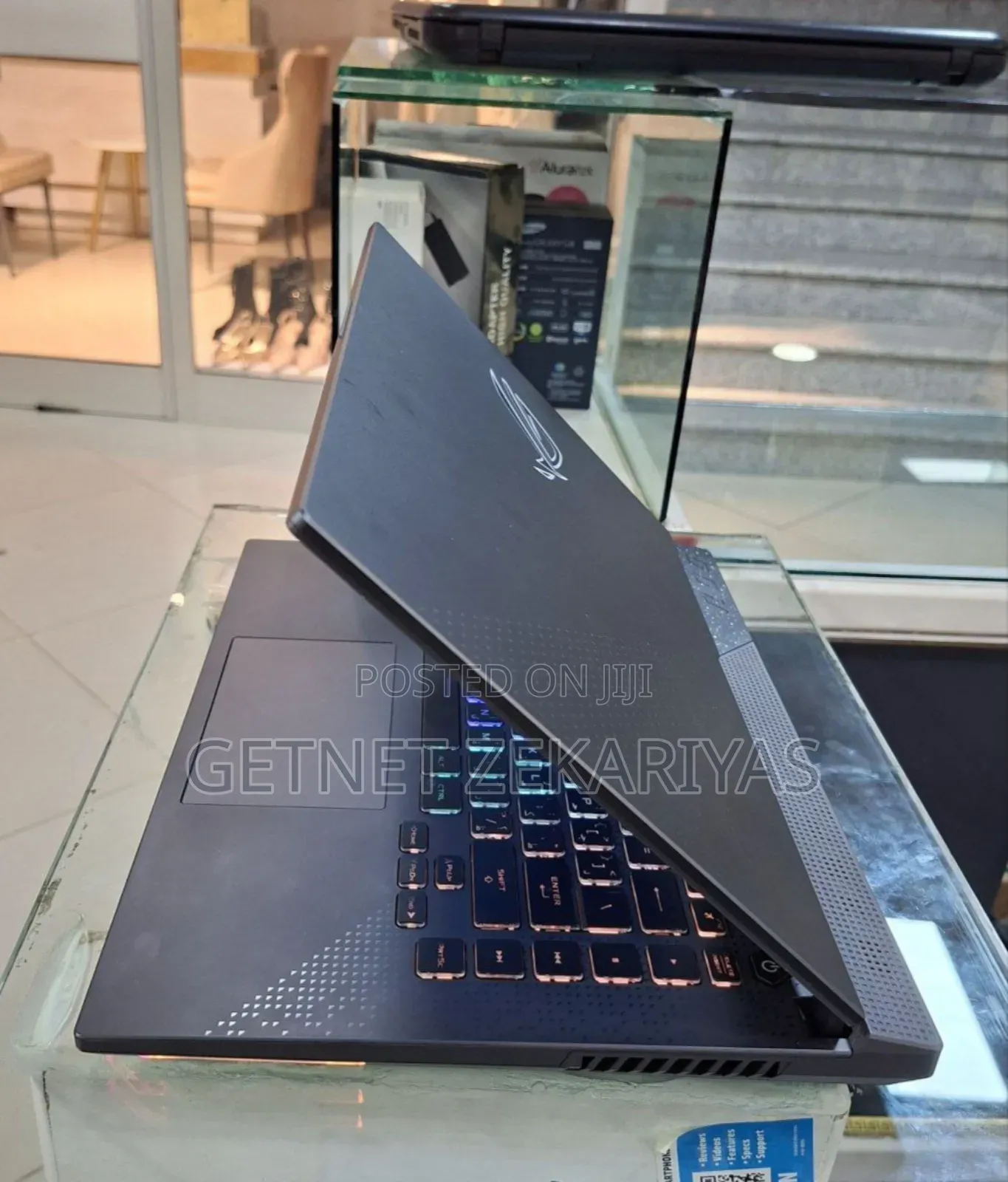 New Laptop Asus ROG Strix G15 16GB AMD Ryzen 7 SSD 1T