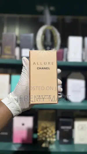 Photo - Chanel Allure Ladies Perfume