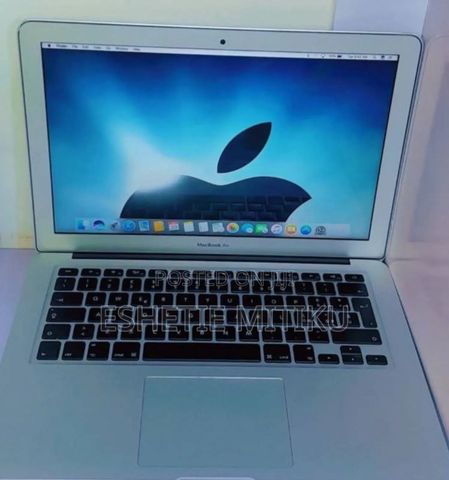 New Laptop Apple MacBook Air 2017 8GB Intel Core I5 SSD 128GB