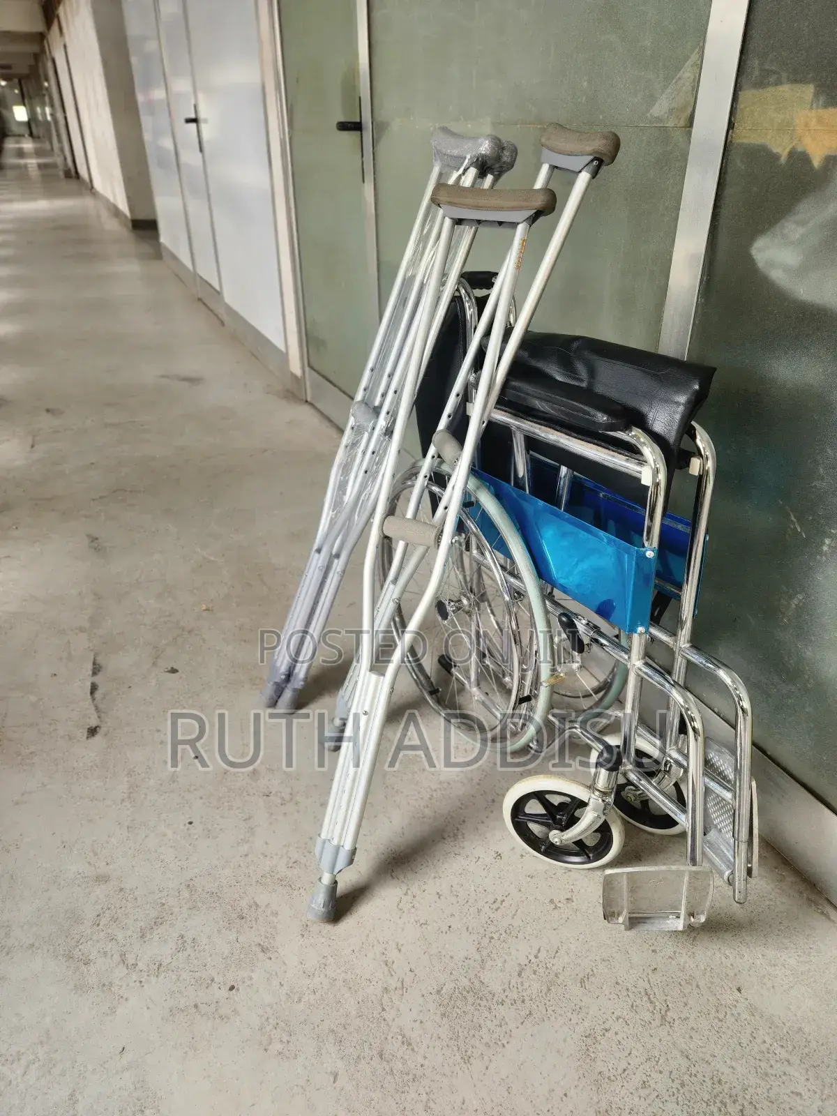 Crutches軍隊axillary Crutches脆一axillary Bilateral Crutches