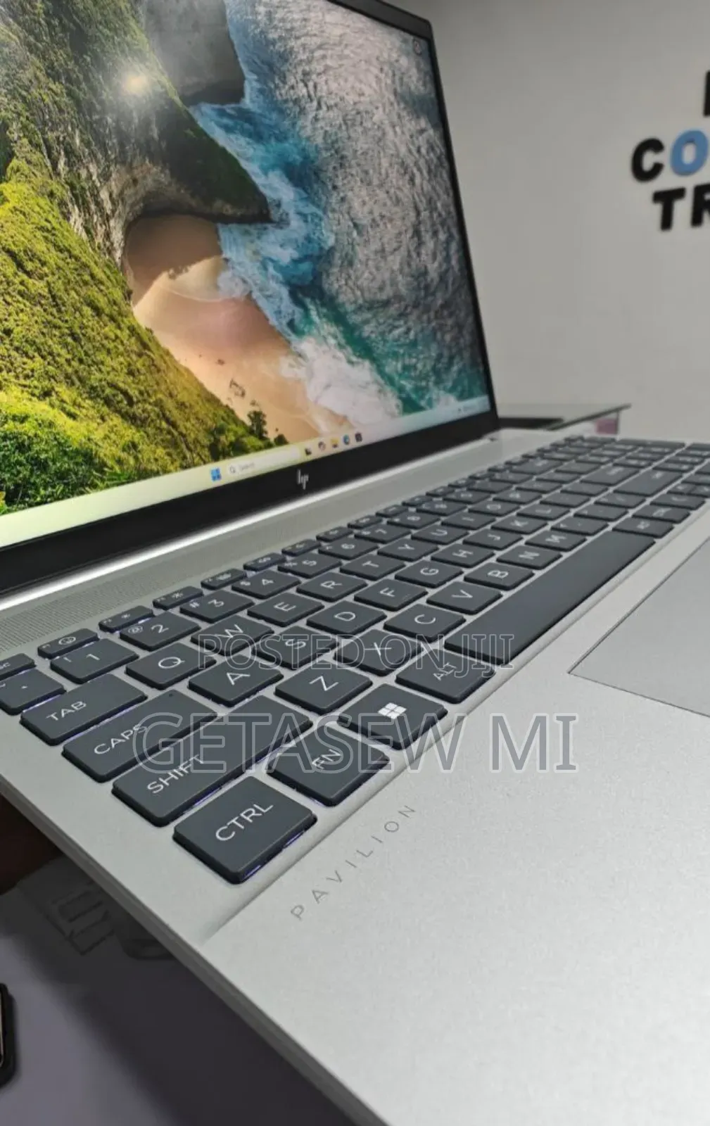 New Laptop HP Pavilion 15 16GB Intel Core I7 SSD 512GB