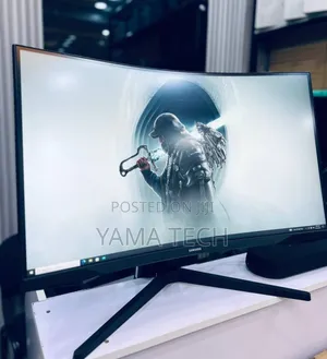 Photo - Samsung Curved Monitor 32"Inch 144hz