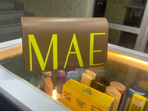 Photo - Europe Standard Hand Bags