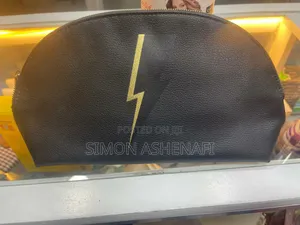 Europe Standard Hand Bags