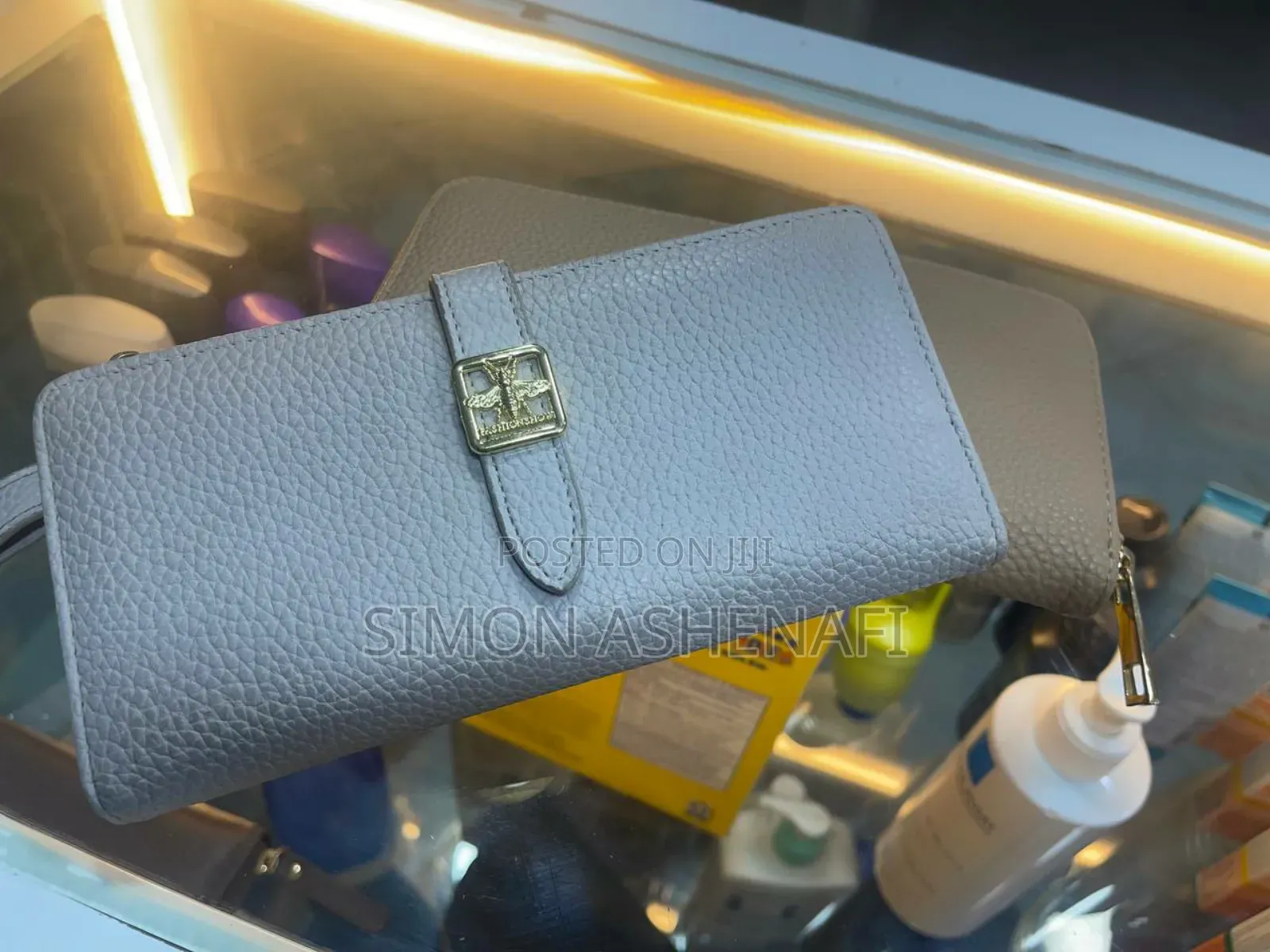 Europe Standard Hand Bags