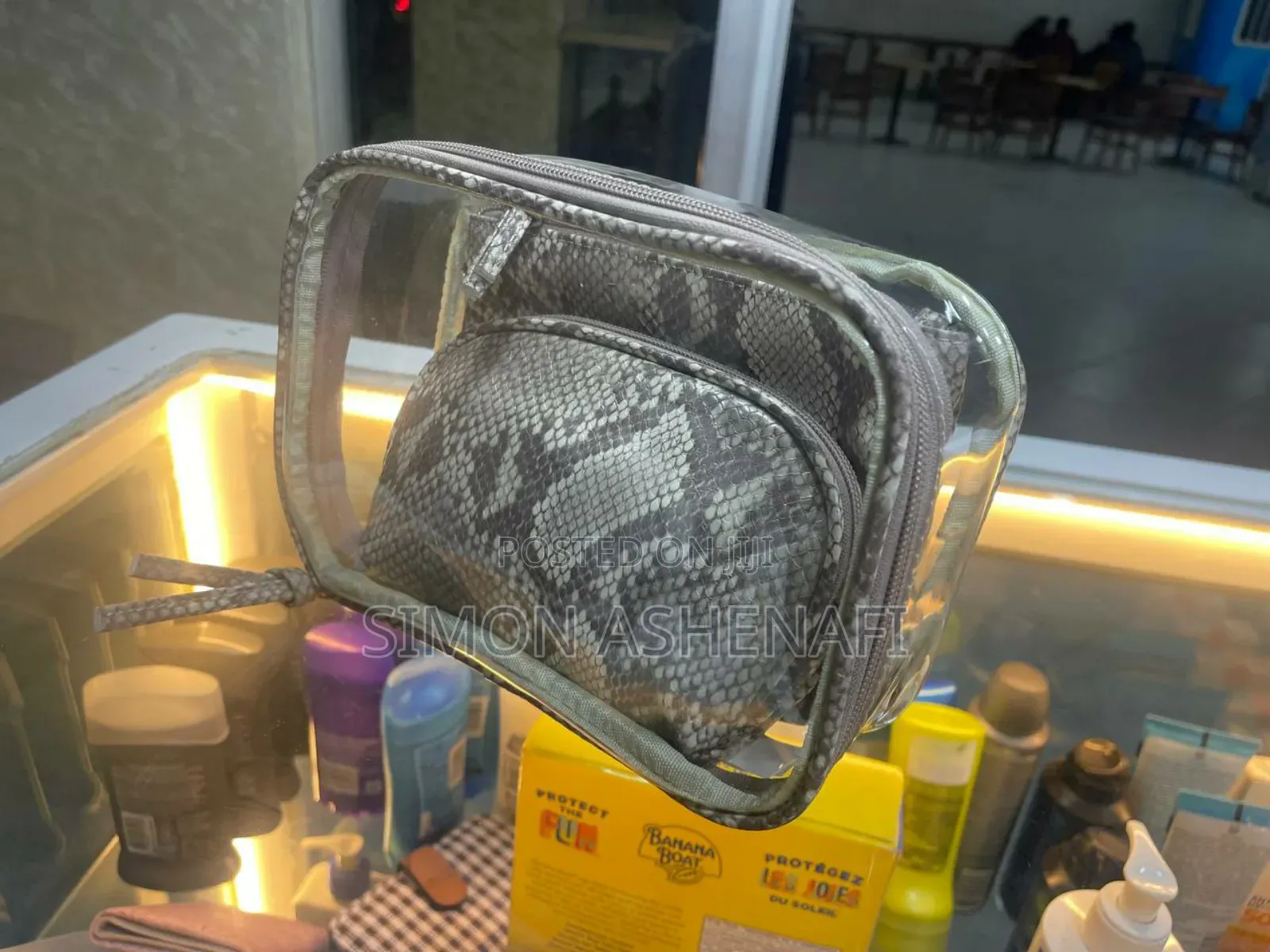 Europe Standard Hand Bags