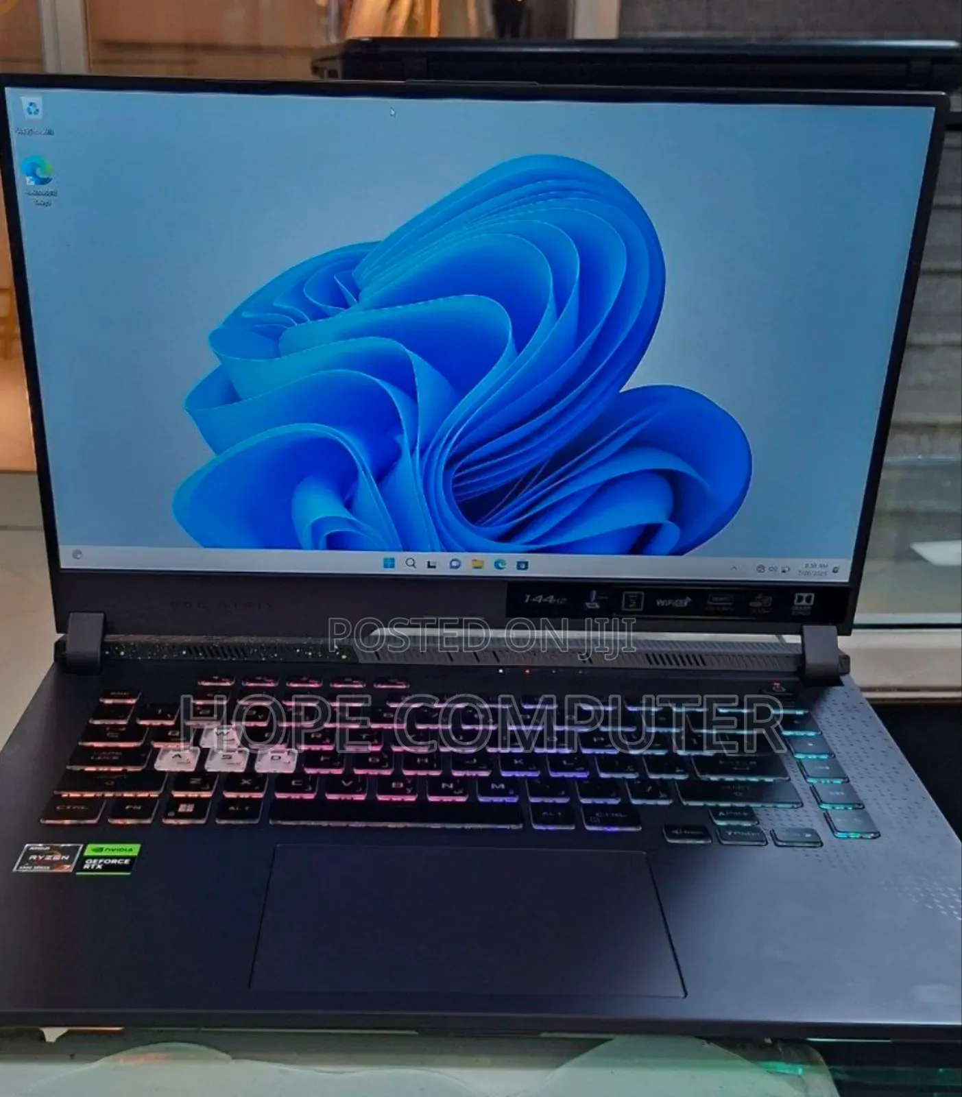 New Laptop Asus ROG Strix G15 16GB AMD Ryzen 7 SSD 1T