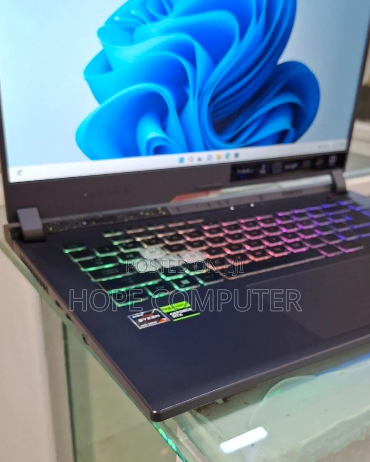 New Laptop Asus ROG Strix G15 16GB AMD Ryzen 7 SSD 1T