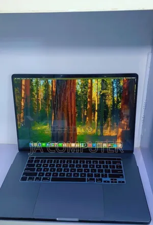 Photo - New Laptop Apple MacBook Pro 2019 16GB Intel Core I9 SSD 512GB