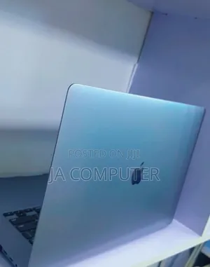 New Laptop Apple MacBook Pro 2019 16GB Intel Core I9 SSD 512GB