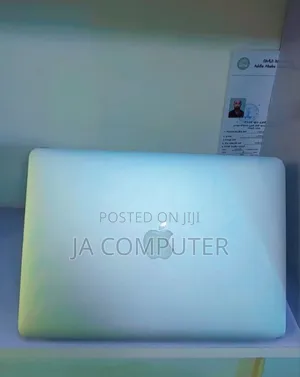 New Laptop Apple MacBook Air 2017 8GB Intel Core I5 SSD 128GB