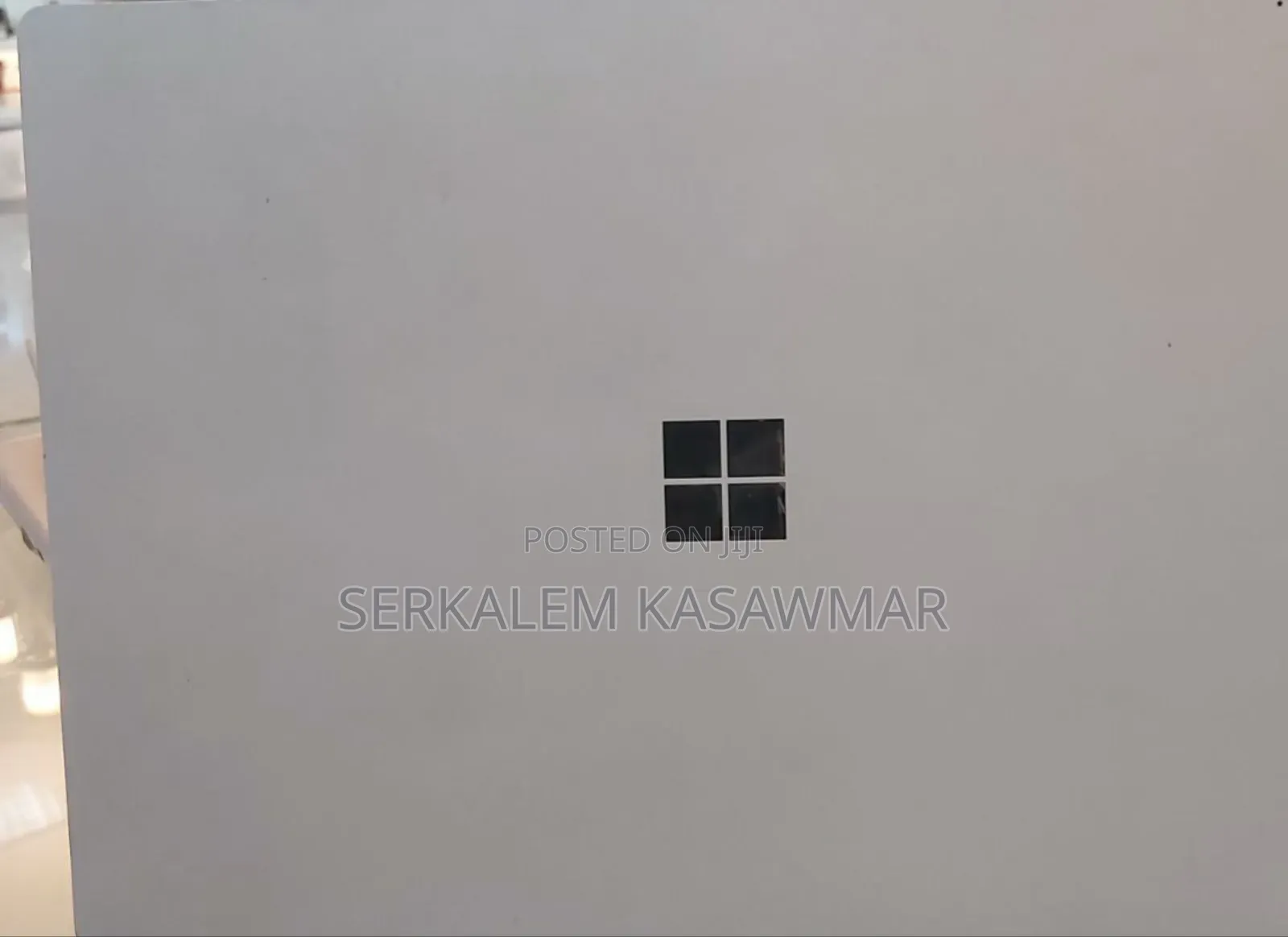 New Laptop Microsoft Surface 8GB Intel Core i5 SSD 256GB