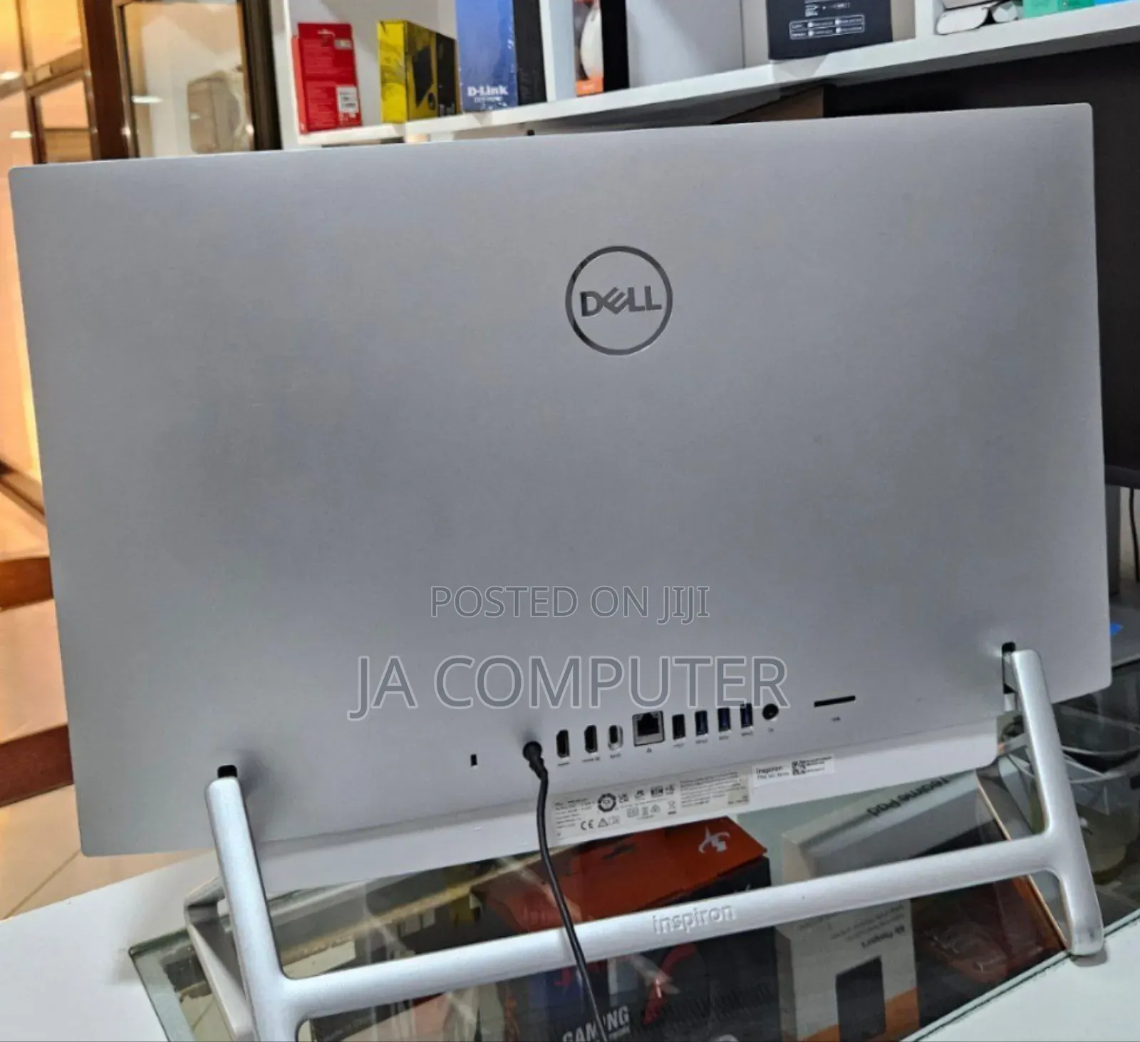 New Dell Inspiron 27 All-in-One 16GB Intel Core I7 SSD 512GB