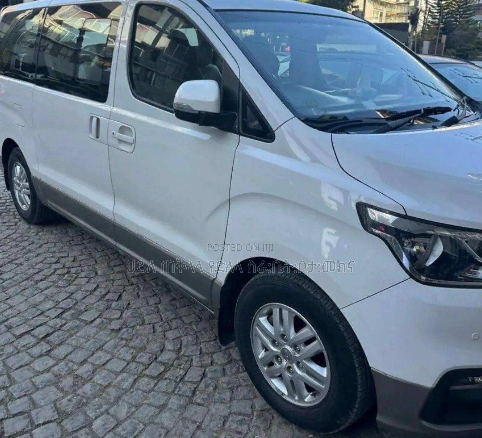 Hyundai H1 2021 White