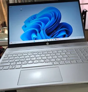 New Laptop HP Pavilion 15 8GB AMD Ryzen 3 SSD 256GB