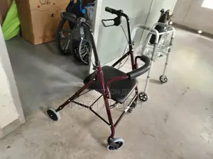 Foldae European Standard Walker埤你medical Walker榖了walker