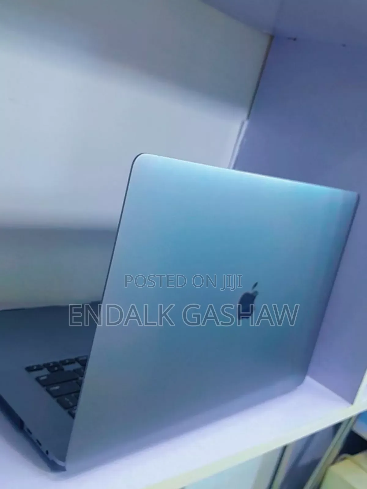 New Laptop Apple MacBook Air 2019 16GB Intel Core I9 SSD 512GB