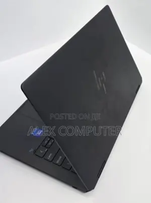 New HP OmniBook X Laptop 14-fe0097nr 32GB Intel Core Ultra 9 SSD 1T